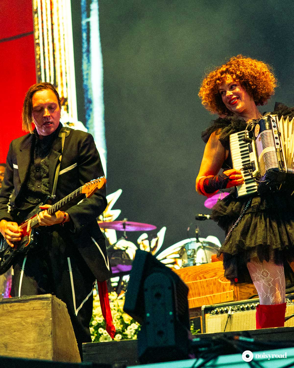 Gli Arcade Fire in concerto a Milano per il ventennale di Funeral nel 2024 Win Butler Régine Chassagne foto concerto Milano 2024