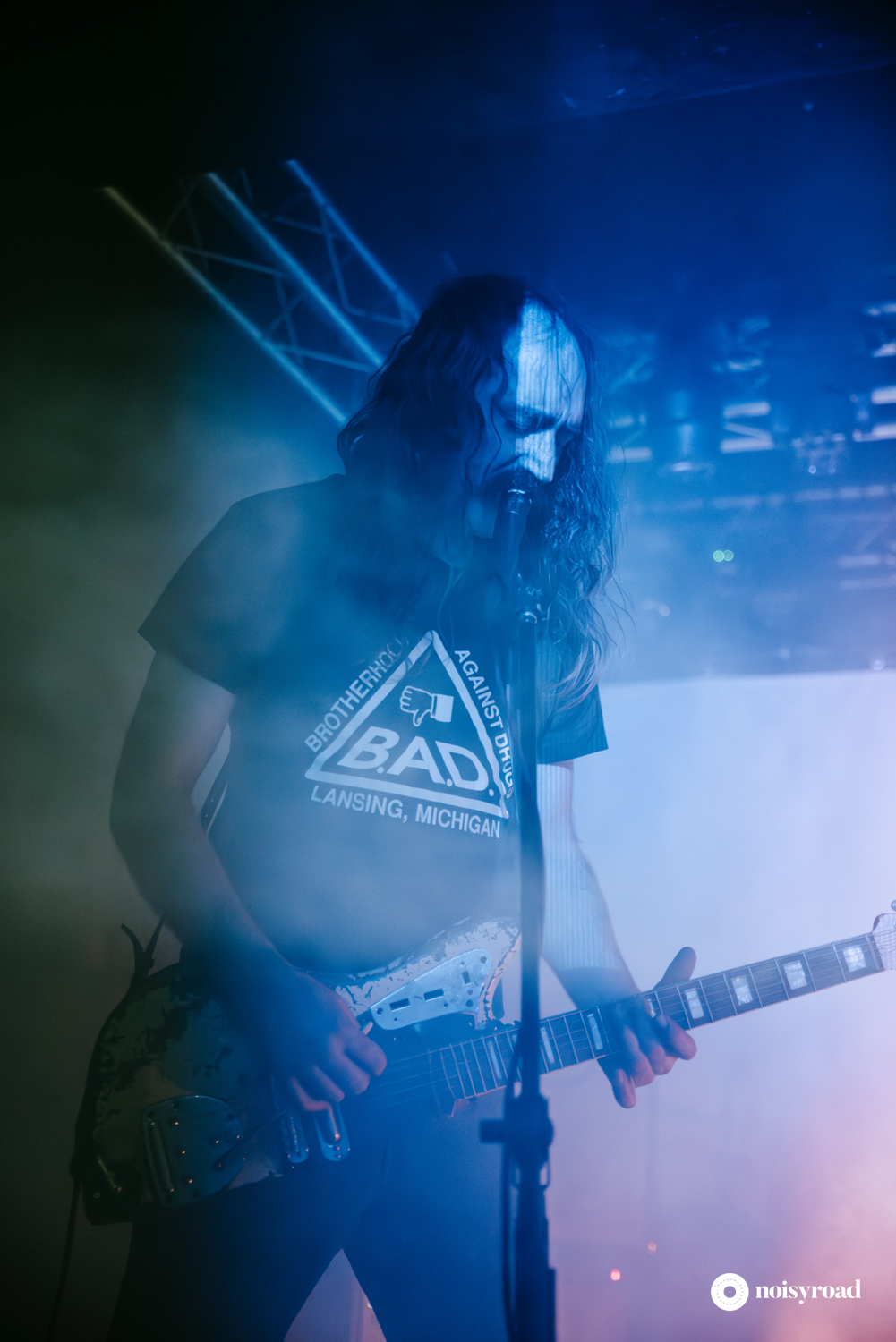 Oliver Ackermann, frontman della band A Place to Bury Strangers